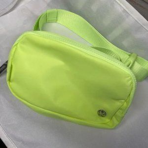 Lululemon Everywhere Belt Bag 1L Electric Lemon
